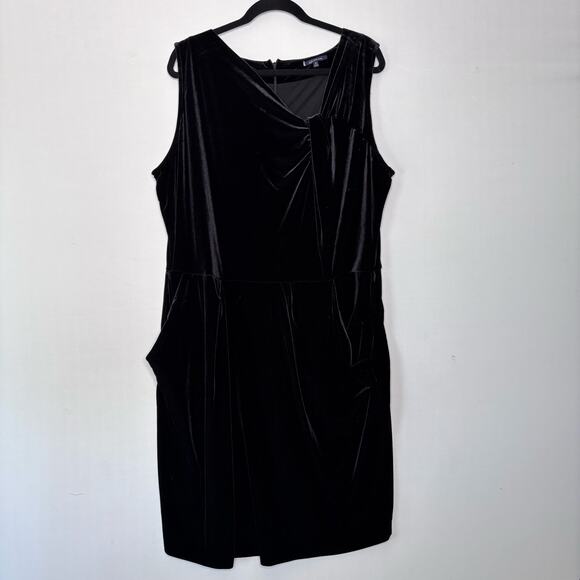 Anne Klein Velvet‎ Sheath Dress Size 3X Black Asymmetric V-Neck Pockets Holiday - Picture 1 of 12
